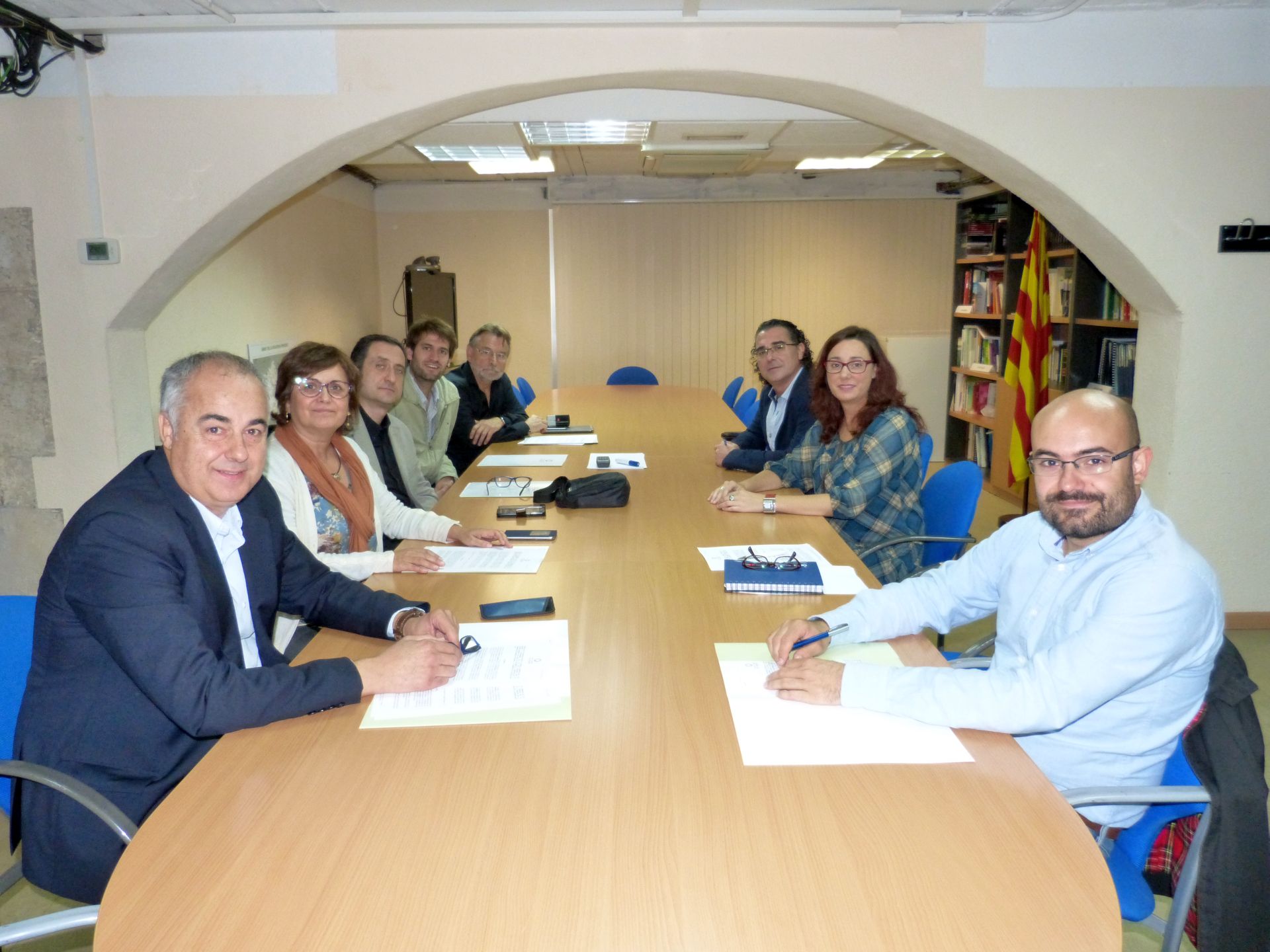 signatura-convenis-serveis-proximitat-dinamitzacio-economica