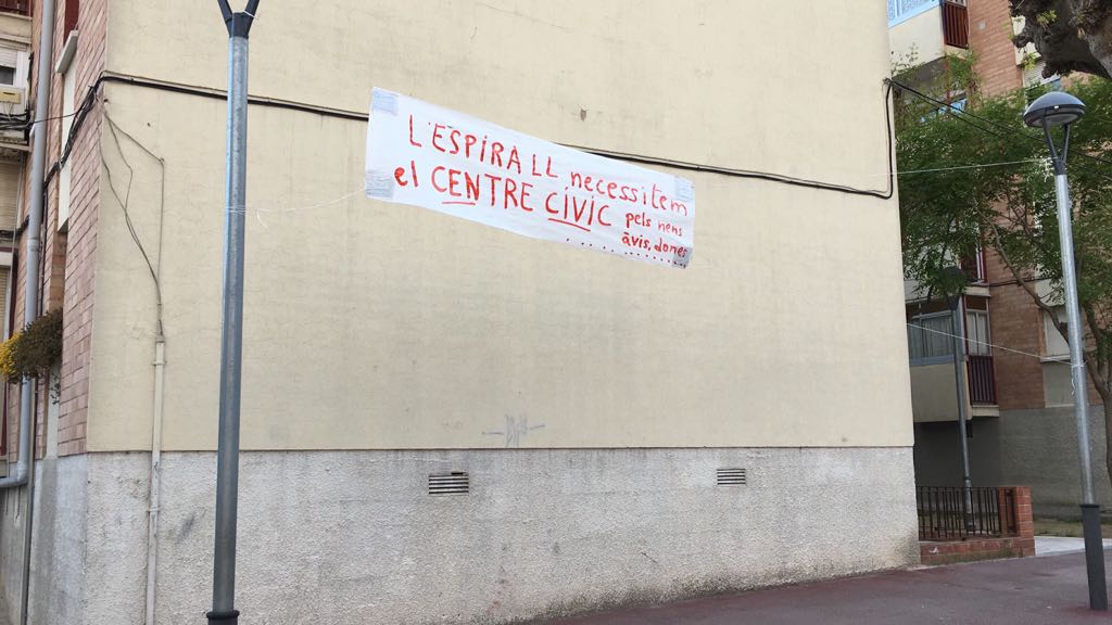 eix-la-plataforma-gent-del-barri-de-lespirall-denuncia-a-la-sindicatura-irregularitats-en-la-construccio-94576