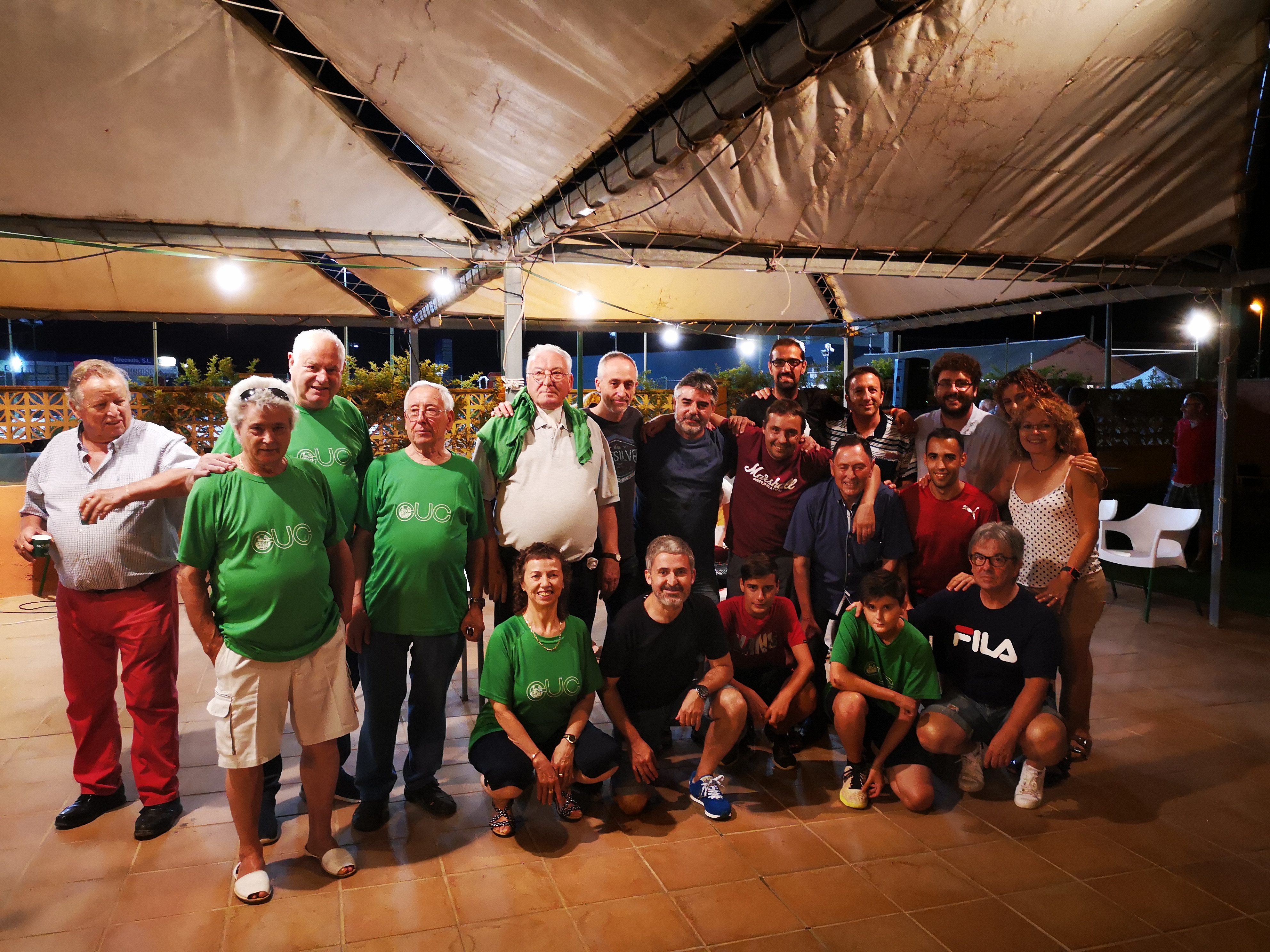 10.- CASINO EQUIP FOTO 1