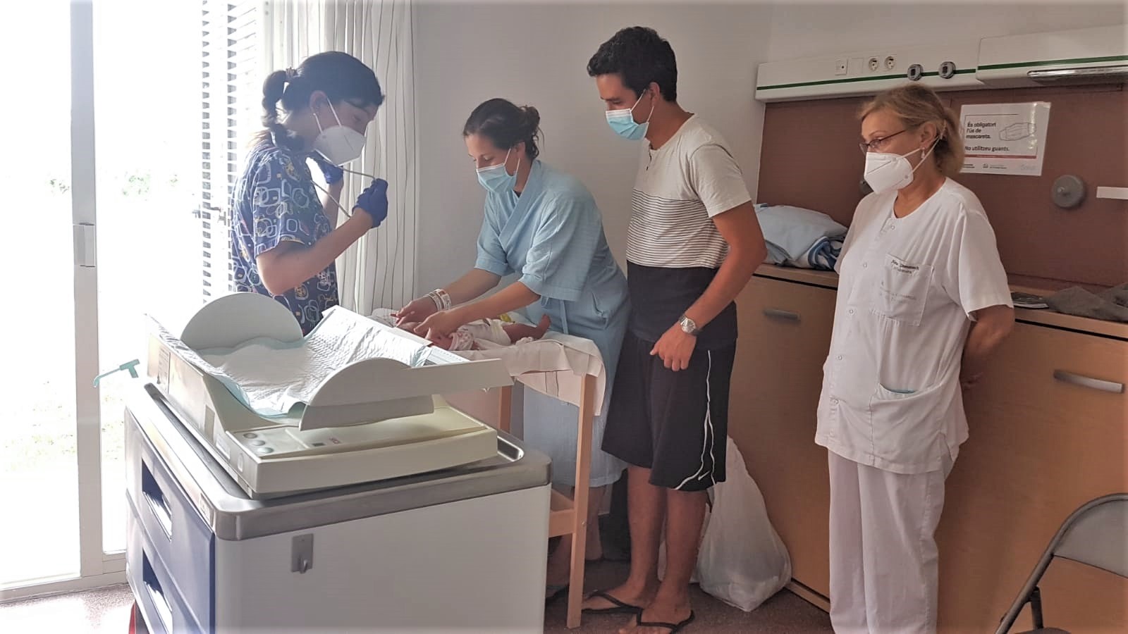 Visita pediàtrica dins de l’habitació