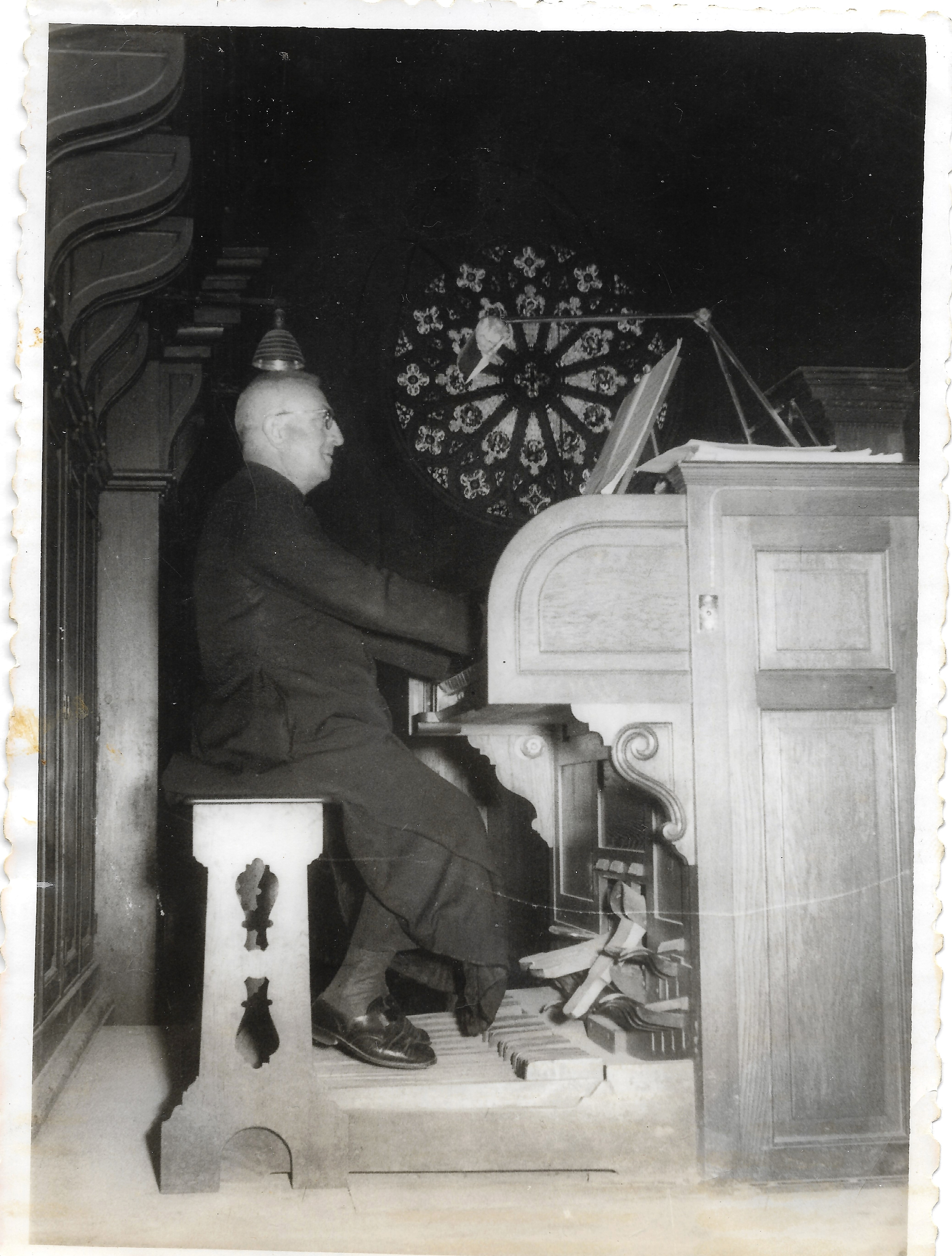 Mn_Maideu_23_04_1953_1